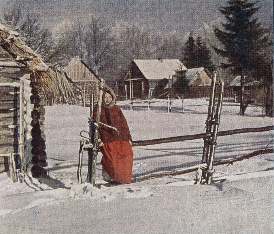 С. М. Прокудин-Горский. У околицы. 1904 год