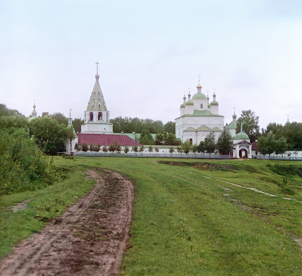 С. М. Прокудин-Горский. Общий вид Ферапонтовского монастыря близ Можайска. 1911 год