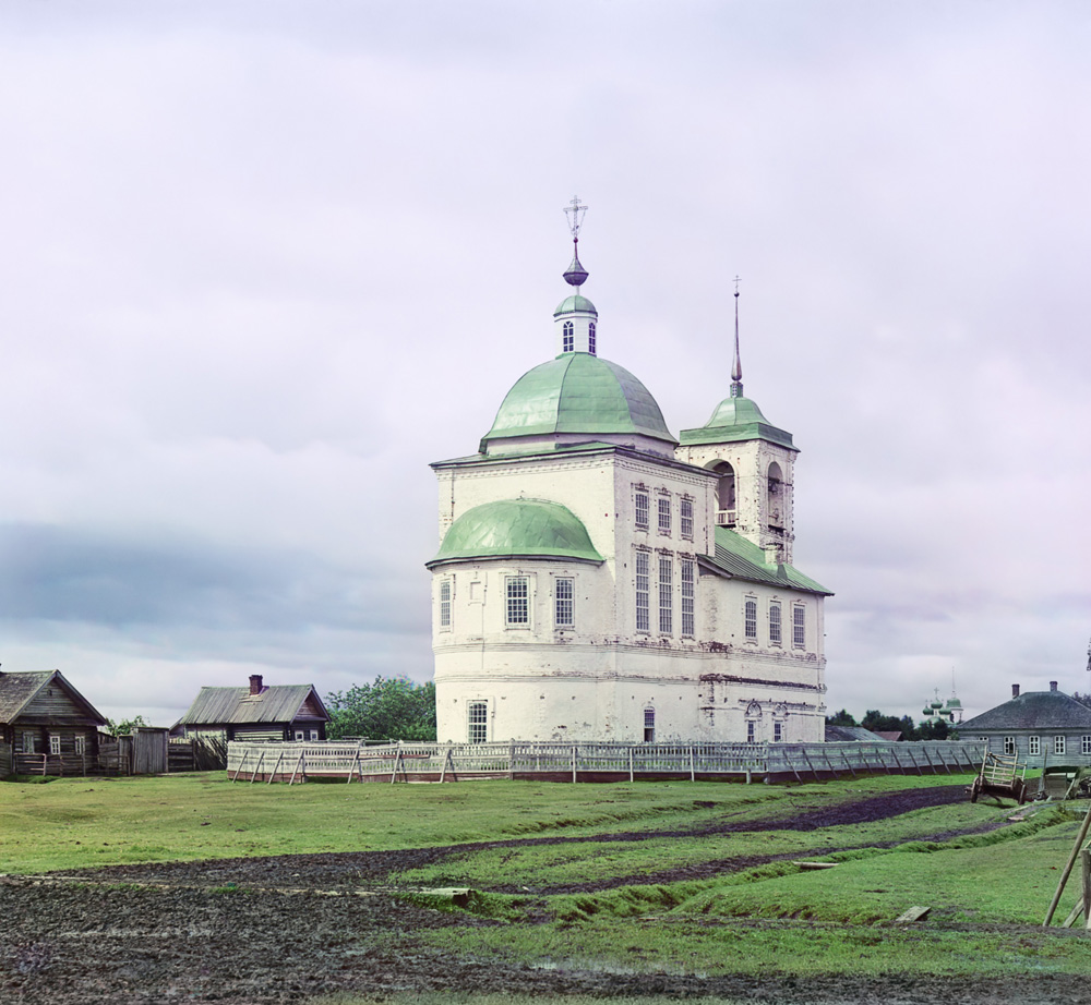 С. М. Прокудин-Горский. Церковь Вознесения. [Белозерск.] 1909 год