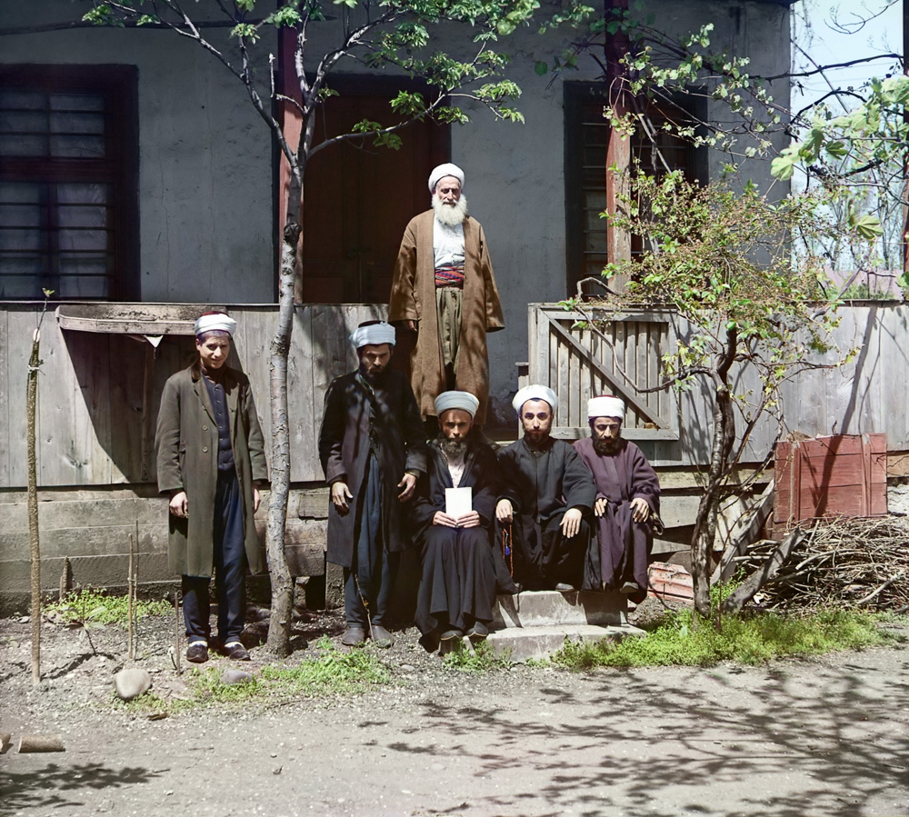С. М. Прокудин-Горский. Муллы в мечети Азизия. Батум. 1912 г.