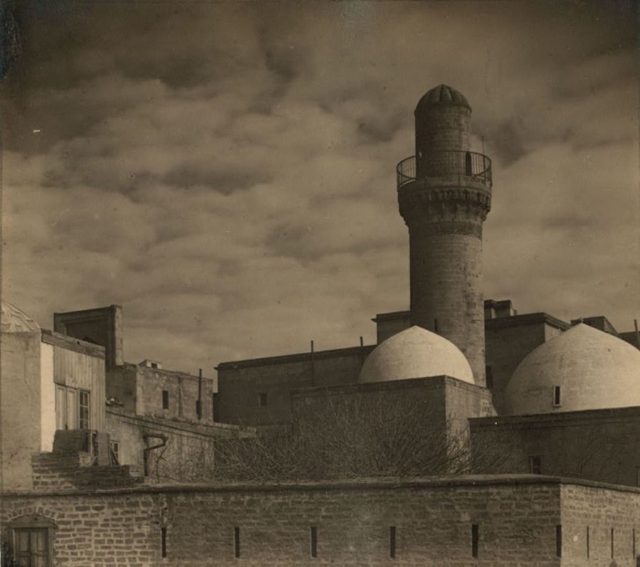 С. М. Прокудин-Горский. Баку. Мечеть при дворце Ширван шахов (Шахская мечеть). Не ранее 1912 г.