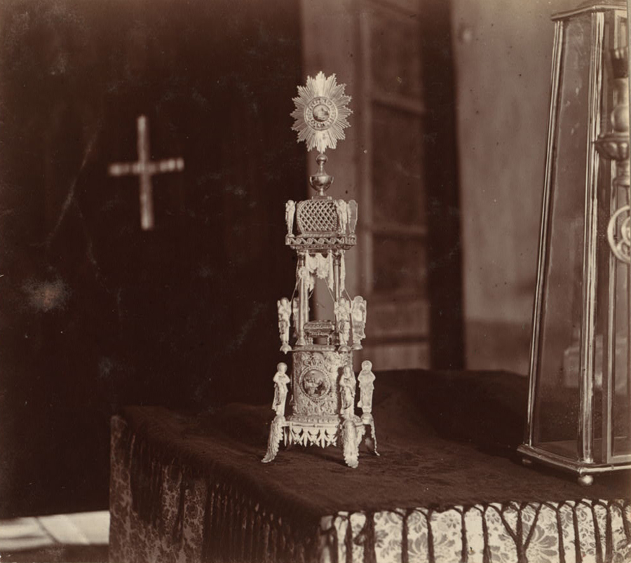 С. М. Прокудин-Горский. Дарохранительница в церкви Воскресения. Углич. 1910 год