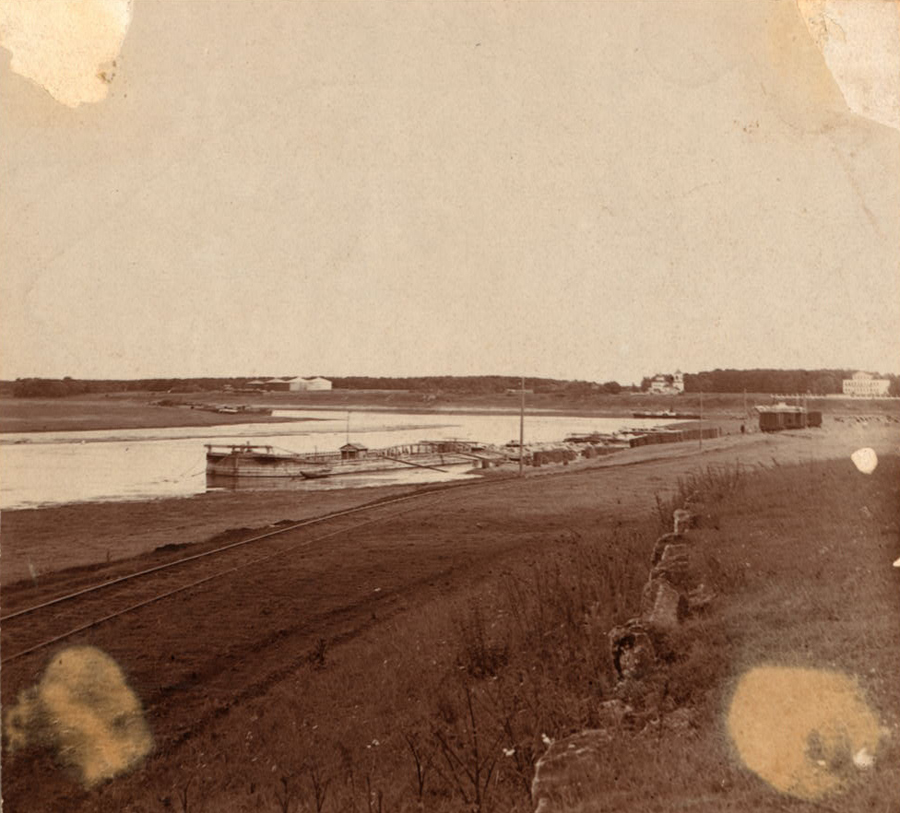 С. М. Прокудин-Горский. Впадение реки Москвы в р. Оку около Голутвинского монастыря. 1912 год